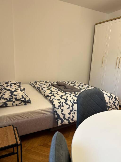 Klimatyczne Gniazdko Przy Rynku Apartment Вроцлав Екстериор снимка