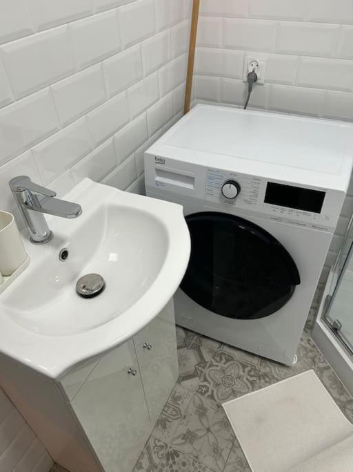 Klimatyczne Gniazdko Przy Rynku Apartment Вроцлав Екстериор снимка
