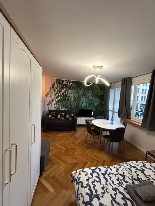 Klimatyczne Gniazdko Przy Rynku Apartment Вроцлав Екстериор снимка